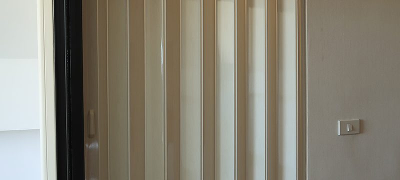 ฉากกั้นห้องแบบทึบ PVC