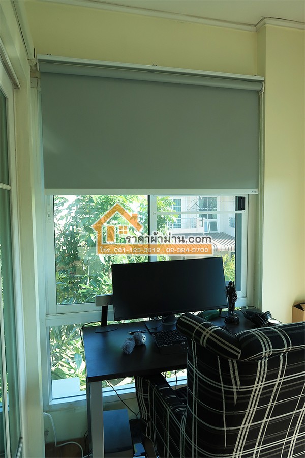 ม่านม้วน ติดห้องทำงาน
