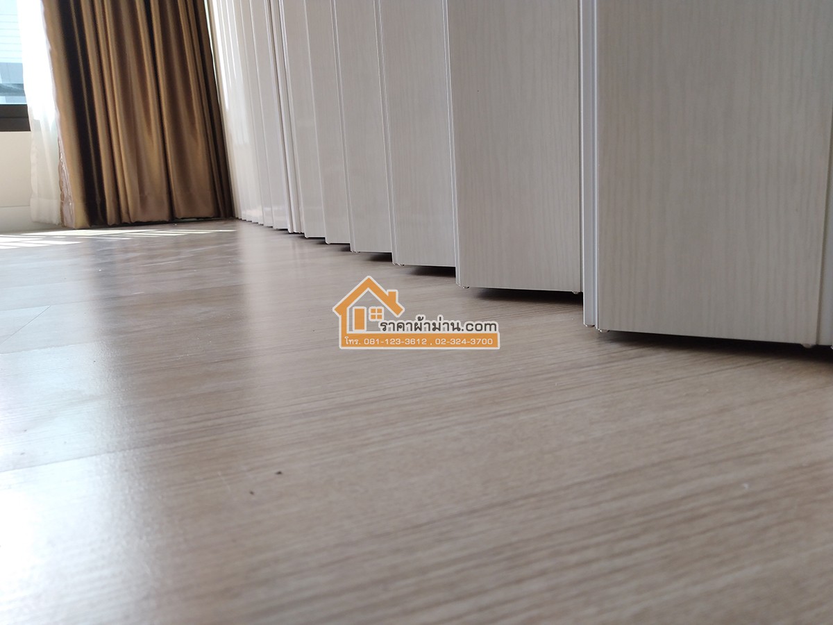 ฉากกั้นห้องทึบ pvc