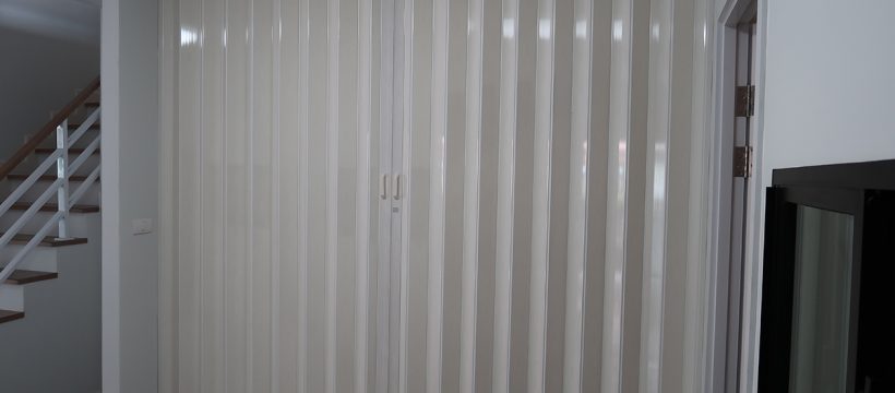 ฉากกั้นห้องทึบ